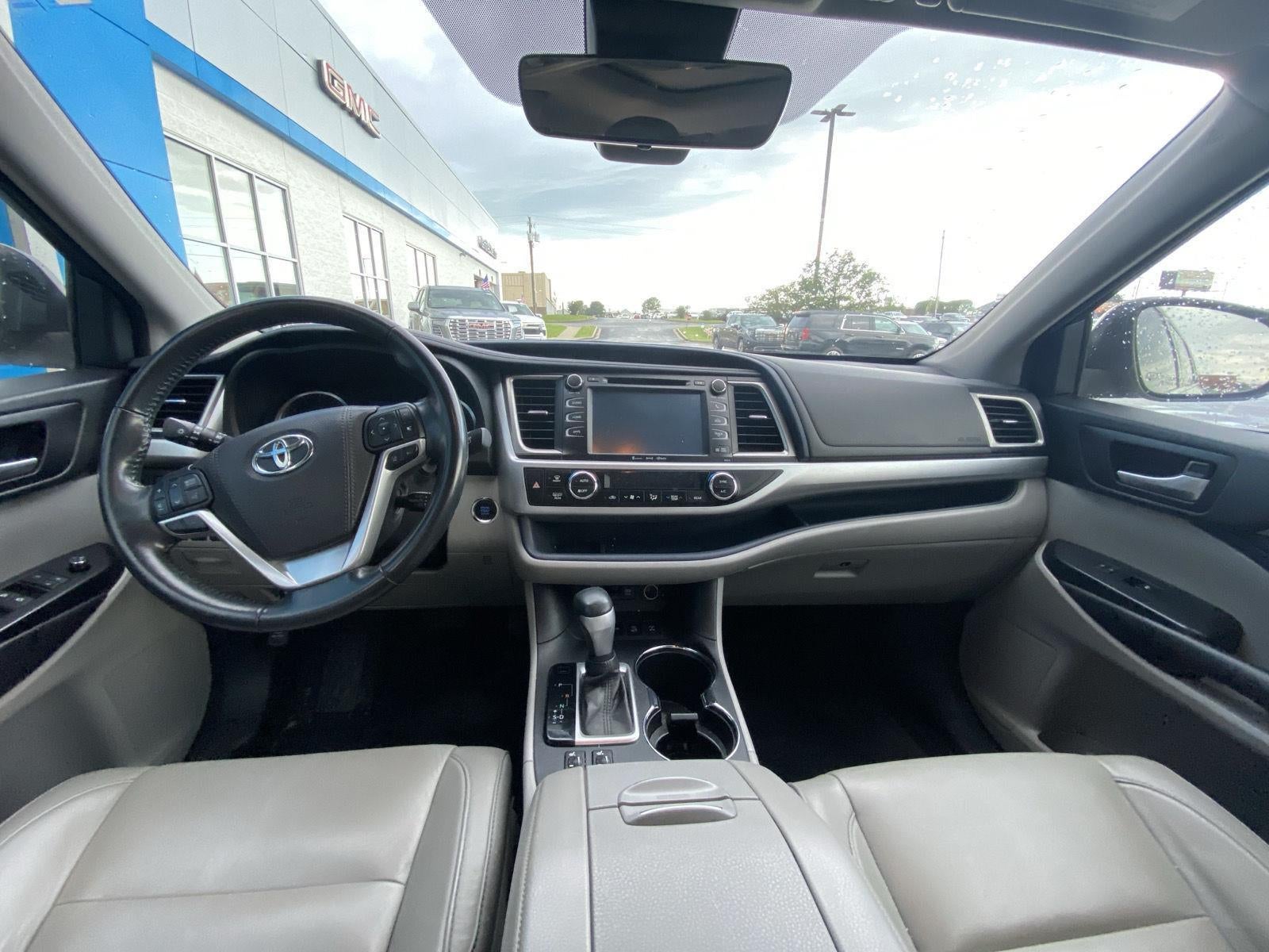 2017 Toyota Highlander XLE